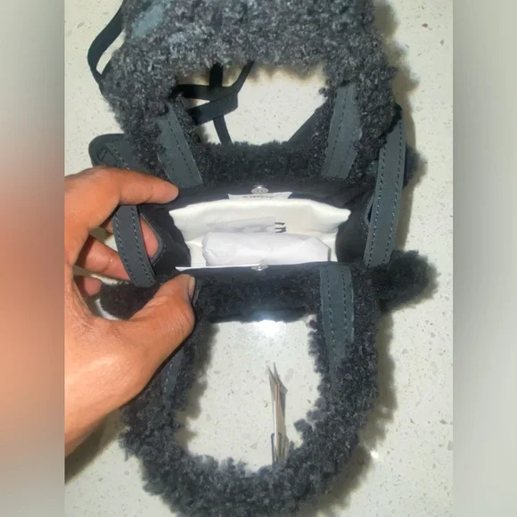 UGGxTelfar black mini bag - Picture 2 of 3